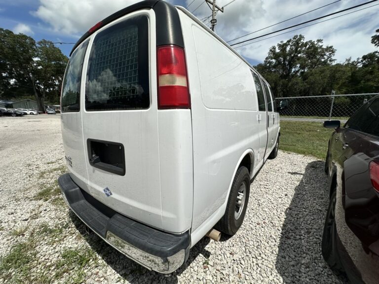 2014 Chevrolet G2500 Vans