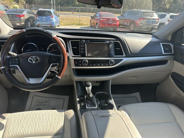 2016 Toyota Highlander