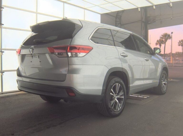 2017 Toyota Highlander