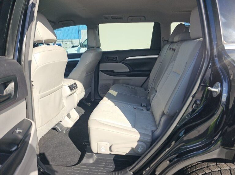 2016 Toyota Highlander