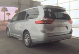 2018 Toyota Sienna