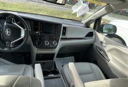 2018 Toyota Sienna