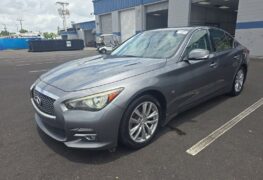 2015 Infiniti Q50