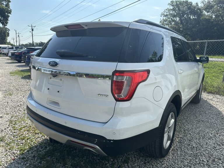 2017 Ford Explorer